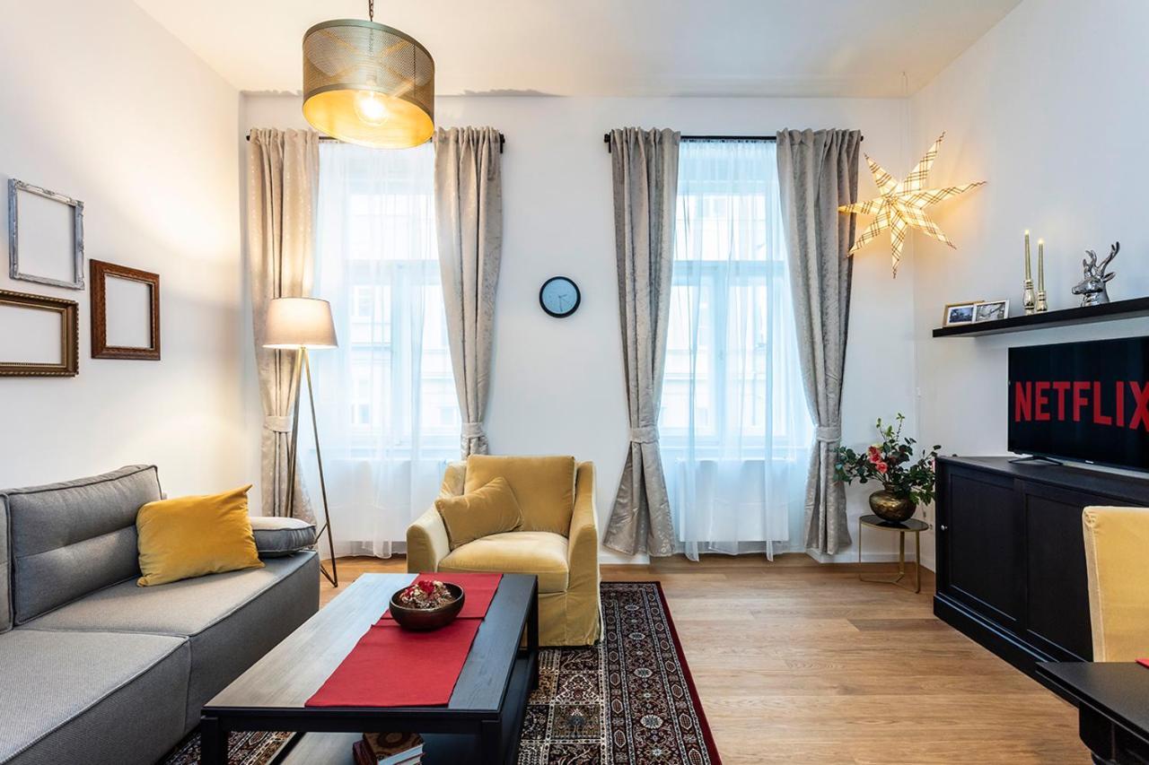 A Prague Apartments - Lesser Town Ngoại thất bức ảnh